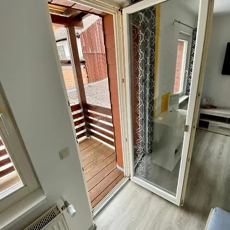 Apartment 2p. Balkon Zentral 1.4 *
